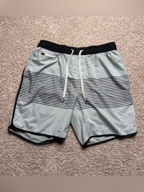 Vuori Banks Shorts
